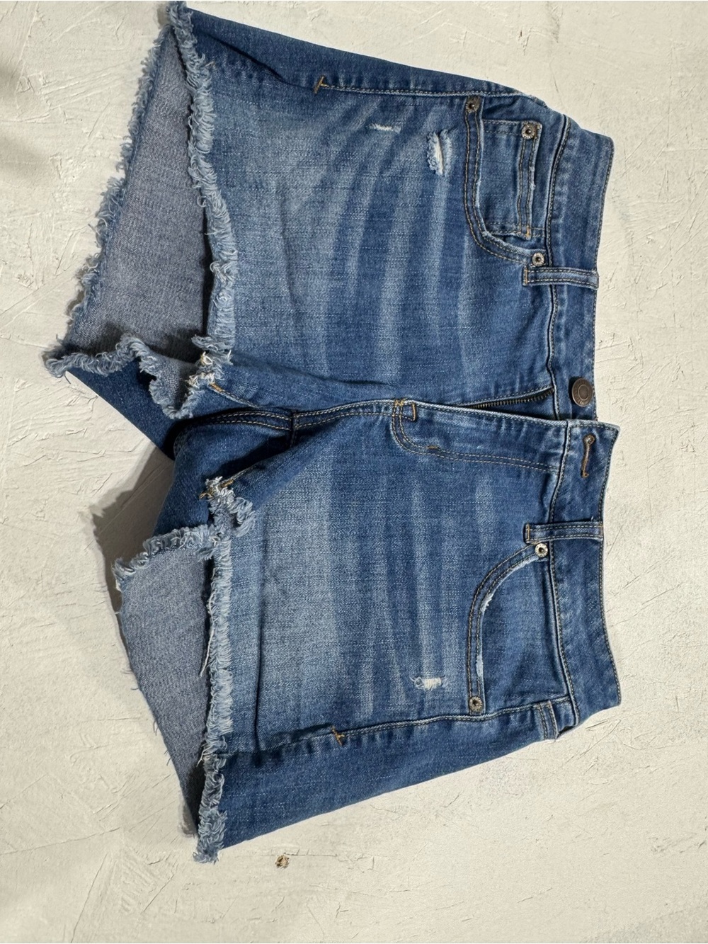 American Eagle Outfitters blue denim shorts with contrast stitching